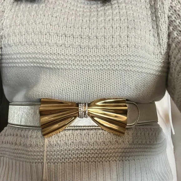 Valentino Vintage Metallic Silver and Gold Bow Belt - Picture 6 of 8